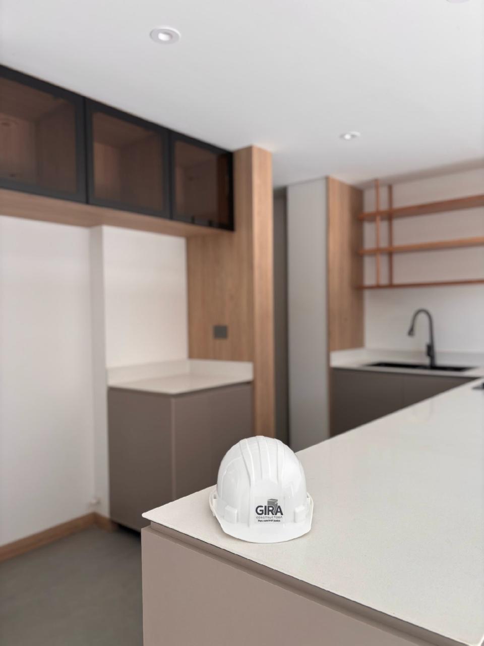 Proyectos Vivienda Nueva Alcatraz Apartamentos Apartamento en venta Antioquia Medellín La Castellana 101 m2 Habitaciones 3 Baños 2 Garajes 1 Precio $845000000